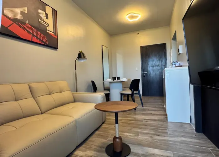 Havenest Gentry Manor 1br With Pool, Near Okada And Moa
