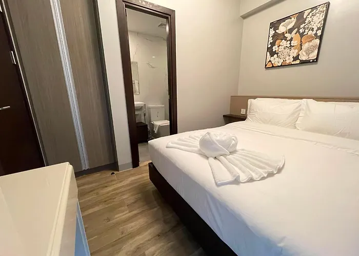 Havenest Gentry Manor 1br With Pool, Near Okada And Moa Apartment