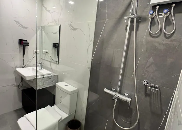 Havenest Gentry Manor 1br With Pool, Near Okada And Moa Apartment