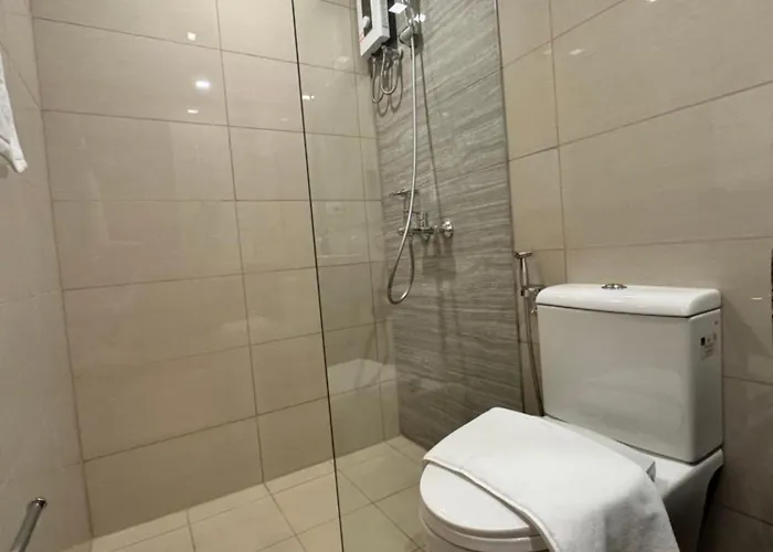 Apartment Havenest Gentry Manor 1br With Pool, Near Okada And Moa Manila