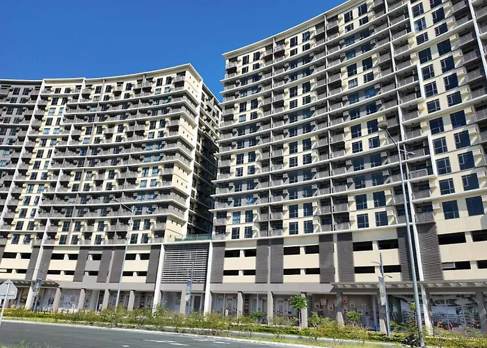 Havenest Gentry Manor 1br With Pool, Near Okada And Moa Apartment
